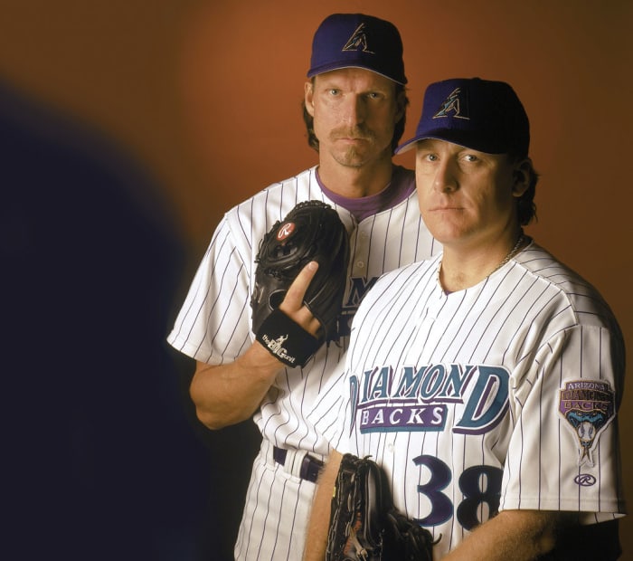 2000-Curt-Schilling-Randy-Johnson-001065779.jpg